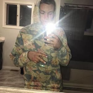 Meet your Posher, Aaron